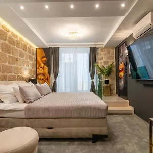 Vip Gold Oda ve Kahvaltı