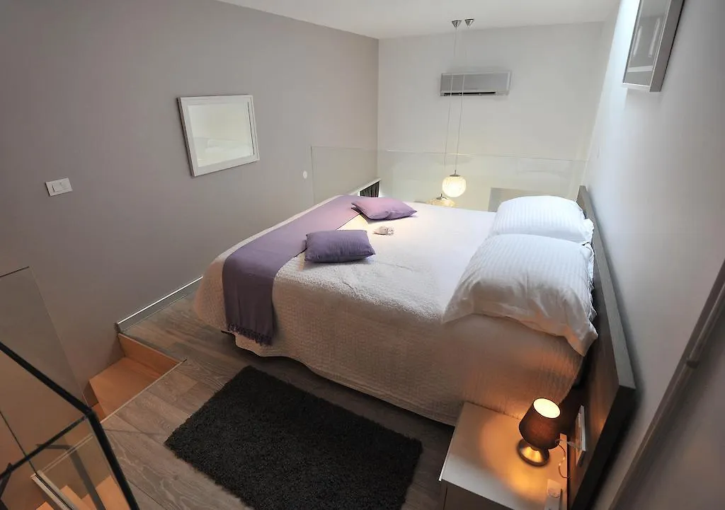 Apartments & Rooms Lavandula Exclusive Zara 4*,